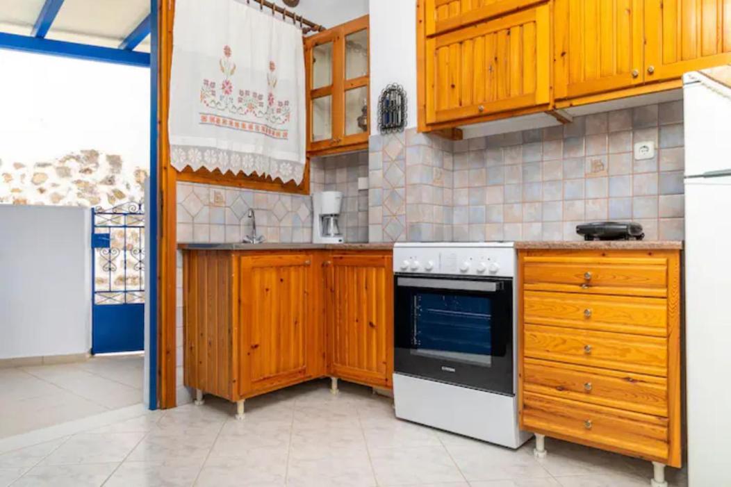 Koronos Eleni'S Houseヴィラ エクステリア 写真